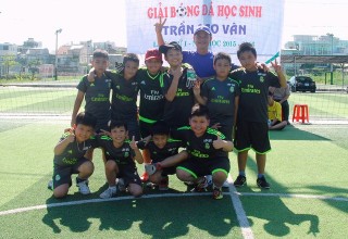 Giải bóng đá truyền thống Trần Cao Vân 2015-2016.