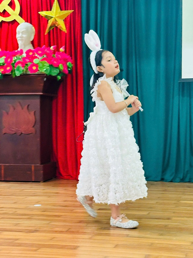 z7255639614882_99e5814665726603fc908f9b2318314d