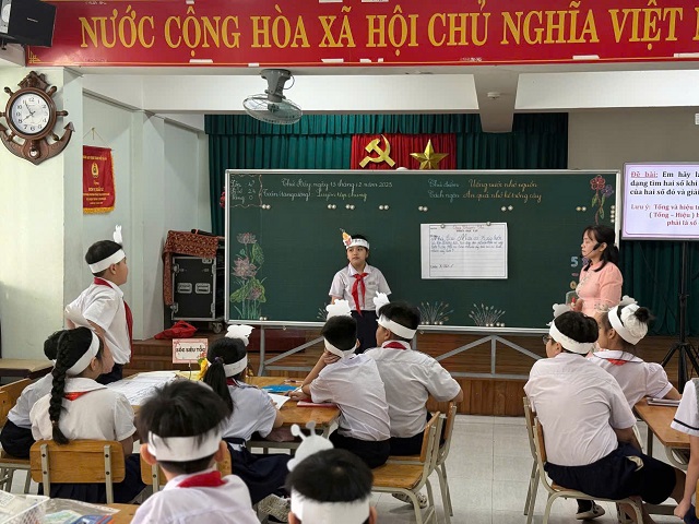 z7335365812725_fa13d6b6a0cdb651bdf356ea44489e5b