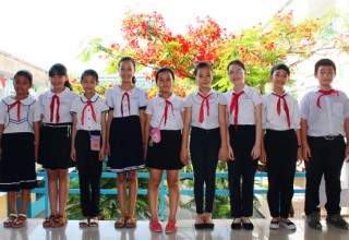 Hình ảnh học sinh giỏi của trường Trần Cao Vân Hình ảnh học sinh giỏi của trường Trần Cao Vân