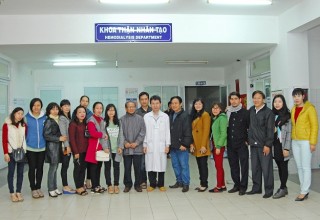 Nhà trường thăm và tặng quà tết cho bệnh nhân chạy thận nhân tạo tại Bệnh viện Đà Nẵng Nhà trường thăm và tặng quà tết cho bệnh nhân chạy thận nhân tạo tại Bệnh viện Đà Nẵng