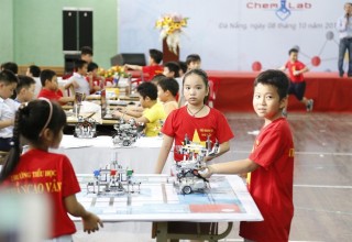 THAM GIA NGÀY HỘI ROBOTHON 2017 THAM GIA NGÀY HỘI ROBOTHON 2017