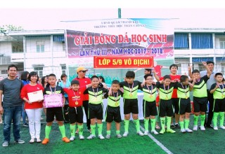 GIẢI BÓNG ĐÁ HỌC SINH TRUYỀN THỐNG LẦN THỨ 3 GIẢI BÓNG ĐÁ HỌC SINH TRUYỀN THỐNG LẦN THỨ 3
