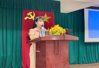 TỔ CHỨC CHUYÊN ĐỀ “SỬ DỤNG TRÍ TUỆ NHÂN TẠO TRONG DẠY HỌC VÀ GIÁO DỤC” TỔ CHỨC CHUYÊN ĐỀ “SỬ DỤNG TRÍ TUỆ NHÂN TẠO TRONG DẠY HỌC VÀ GIÁO DỤC”